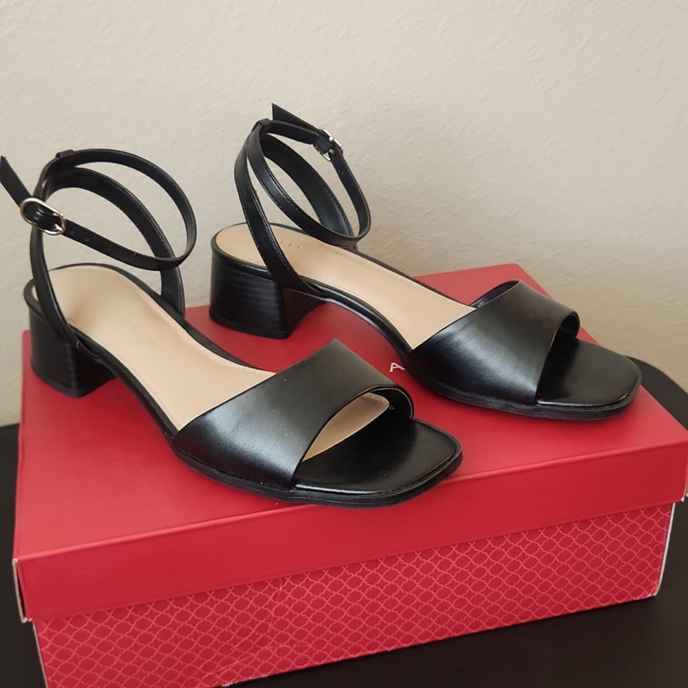 Kelly and Katie black 1 3/4 inch height sandals.  Only worn a few times.